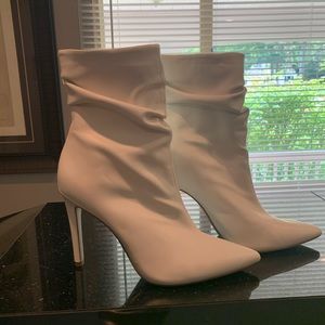 Jessica Simpson white booties